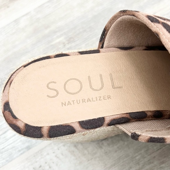 SOUL Naturalizer Cheetah Oodles Wedge Sandals - Picture 5 of 7